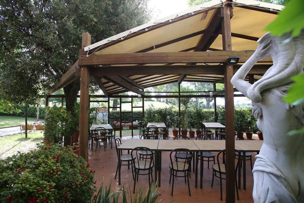 Hotel Ristorante Al Brunello Di Montalcino Exterior foto